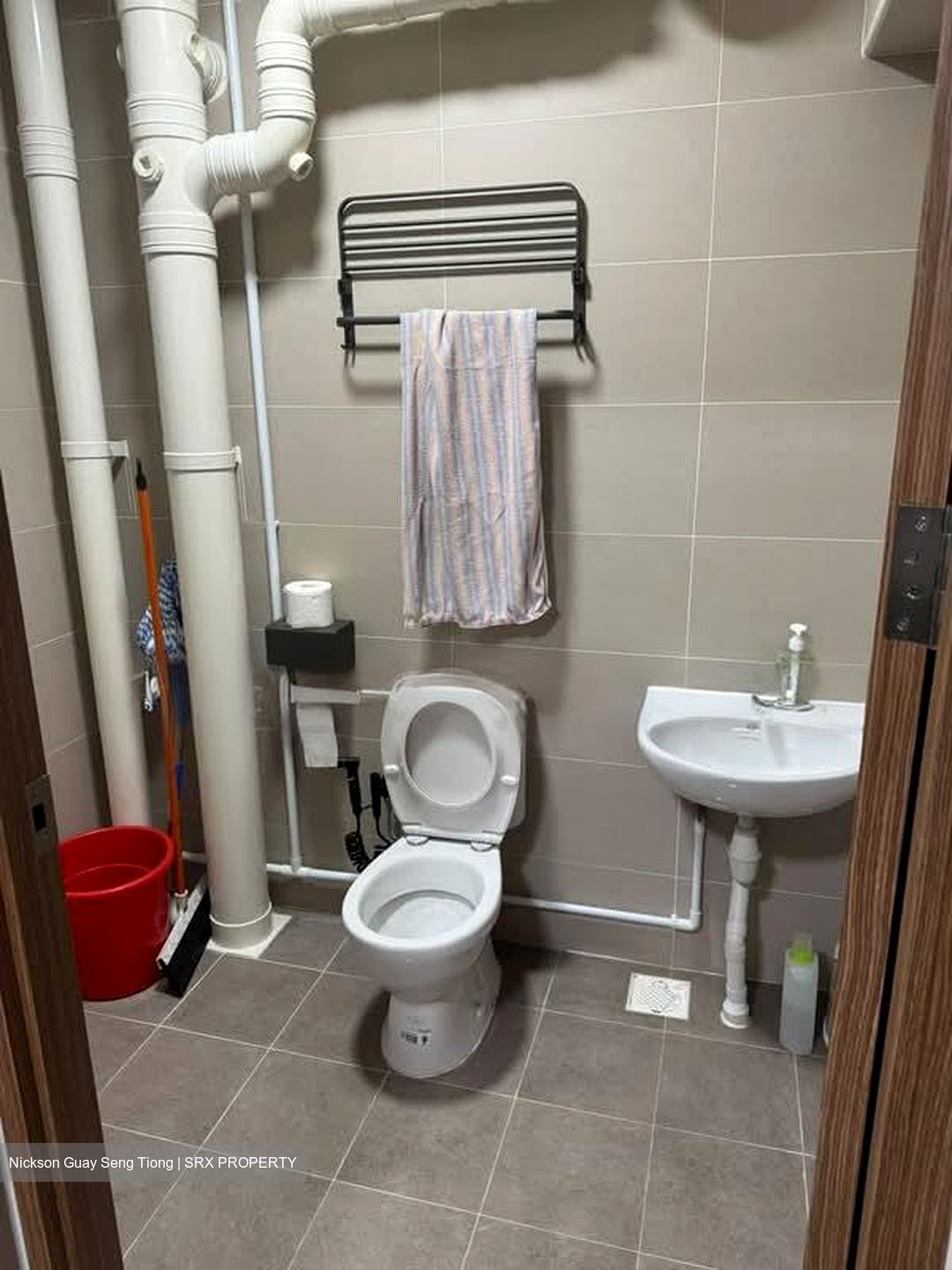 Blk 11 Pine Close (Geylang), HDB 4 Rooms #600321671